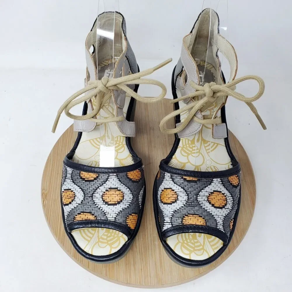 Fly London Yafi Wedge Sandals‎ Womens 39 Silver Platform Wedge Lace Up Shoes